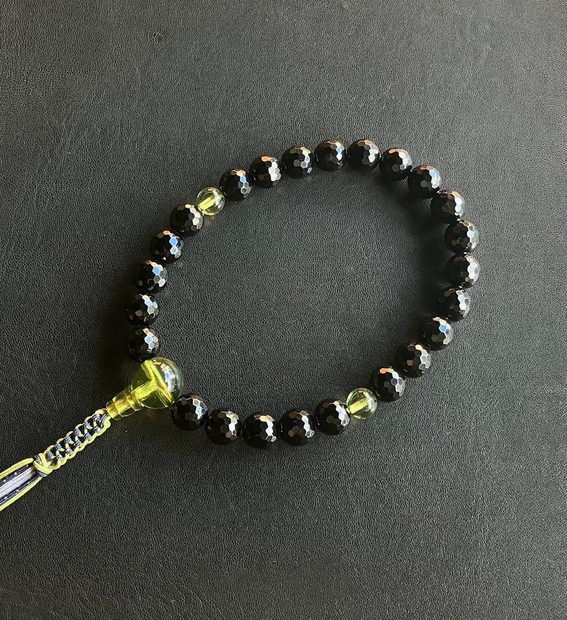 黒水晶12ミリ切子24玉単念珠グリーンアンバー仕立