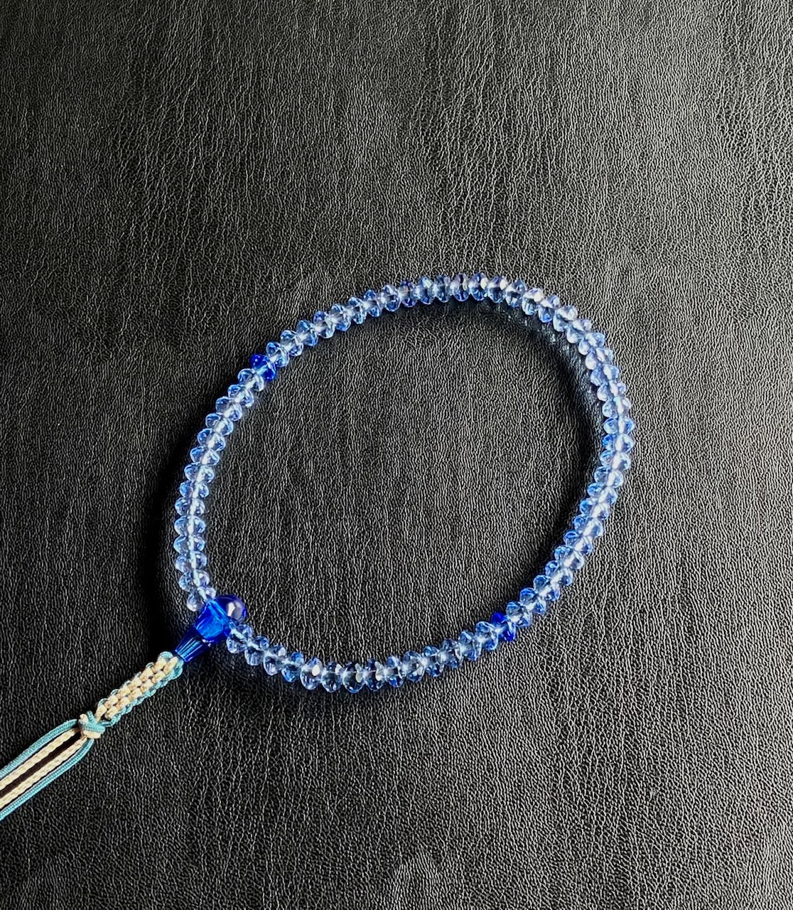 ブルークオーツ5x7ミリ切子単念珠共仕立