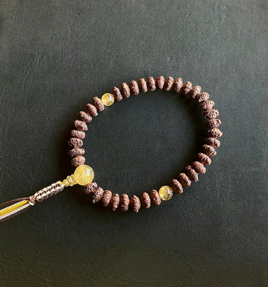 蓮華菩提樹5ｘ11ミリ単念珠ルチルクオーツ仕立