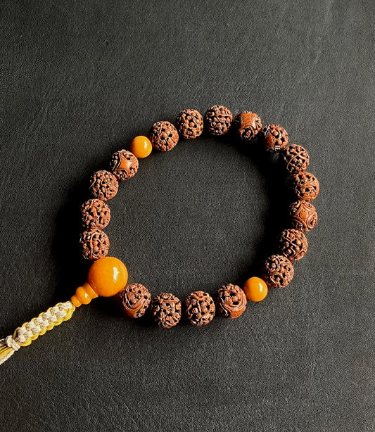 虎眼菩提樹羅漢彫18玉単念珠圧縮老琥珀仕立