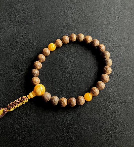 タニ沈香13ミリ23玉単念珠乳老琥珀仕立